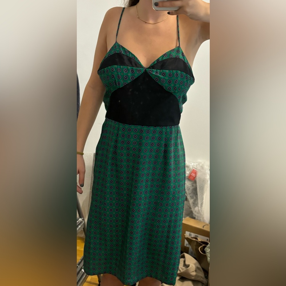 Gorgeous Vintage Green & Black Patterned Dress